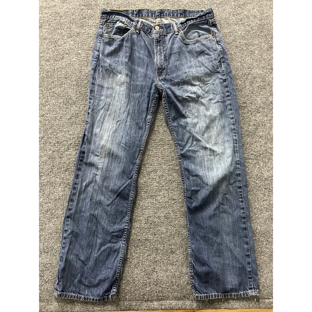 Levi's Jeans Mens Size 38x32 Blue 514 Straight Fit Denim Classic Medium Wash